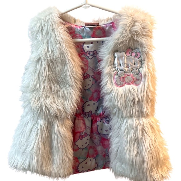 Hello Kitty Furry Vest, size 4, S/P - Picture 1 of 3